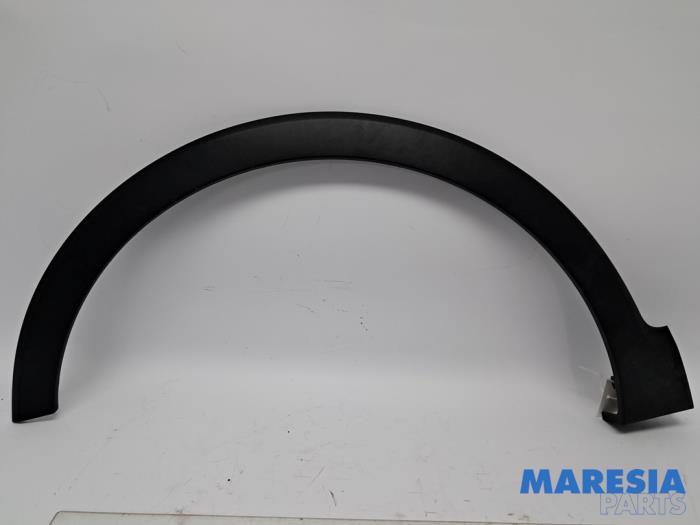 Begagnade Fälg, framhjul Renault Captur I (2R) 0.9 Energy TCE 12V Pris € 49,95 Marginaltabell erbjuds av Maresia Parts