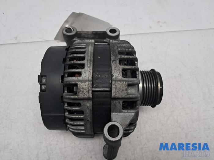 Begagnade Dynamo Peugeot Boxer (U9) 2.2 HDi 110 Euro 5 Pris € 102,85 Inklusive moms erbjuds av Maresia Parts