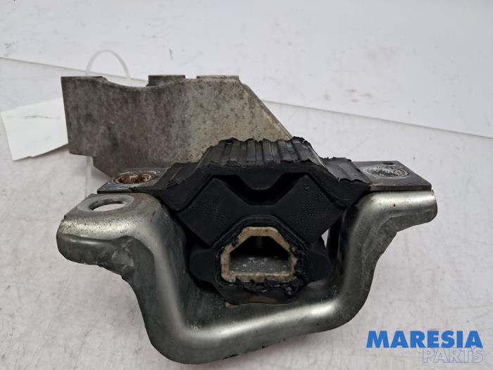 Gebrauchte Motorlager Peugeot Boxer (U9) 2.2 HDi 110 Euro 5 Preis € 48,40 Mit Mehrwertsteuer angeboten von Maresia Parts