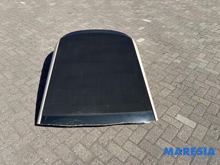 Używane Miekki dach cabrio Fiat 500C (312) 1.2 69 Cena € 749,00 Procedura marży oferowane przez Maresia Parts
