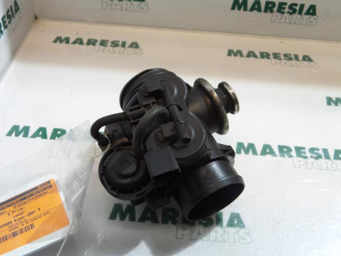 Używane Przepustnica Peugeot 206 (2A/C/H/J/S) 1.9 D Cena € 50,00 Procedura marży oferowane przez Maresia Parts