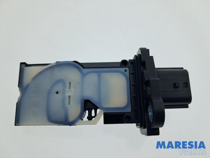 Gebrauchte Luftmassenmesser Renault Arkana (RJLL) 1.6 E-Tech 145 16V Preis € 42,35 Mit Mehrwertsteuer angeboten von Maresia Parts