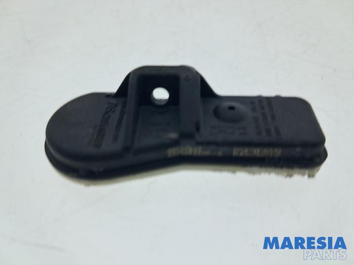 Begagnade Däcktryckssensor Renault Captur I (2R) 0.9 Energy TCE 12V Pris € 15,00 Marginaltabell erbjuds av Maresia Parts