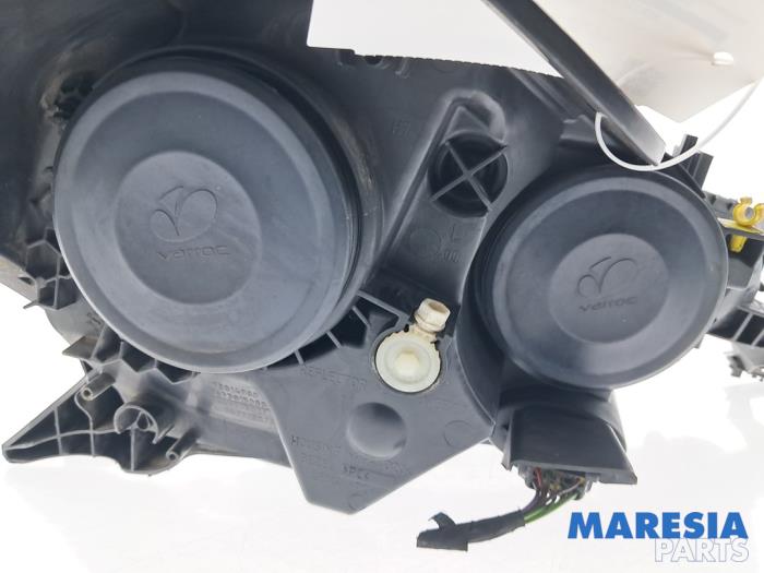 Gebrauchte Scheinwerfer links Citroen C3 (SC) 1.2 VTi 82 12V Preis € 135,00 Margenregelung angeboten von Maresia Parts