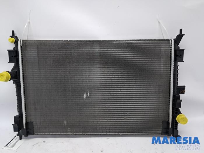 Usagé Radiateur Peugeot 308 SW (L4/L9/LC/LJ/LR) 1.6 BlueHDi 120 Prix € 50,00 Règlement à la marge proposé par Maresia Parts