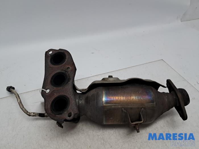 Używane Katalizator Peugeot 107 1.0 12V Cena € 149,95 Procedura marży oferowane przez Maresia Parts