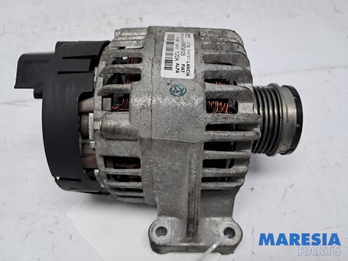 Used Dynamo Fiat Panda (312) 0.9 TwinAir Turbo 80 Price € 49,50 Margin scheme offered by Maresia Parts