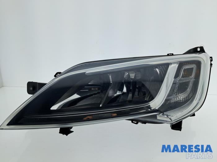 Używane Reflektor lewy Fiat Ducato (250) 2.3 D 180 Multijet Cena € 157,29 Z VAT oferowane przez Maresia Parts