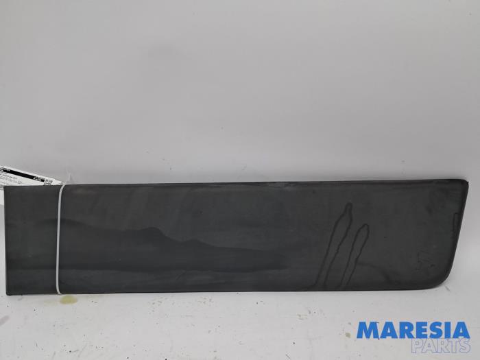 Begagnade Dekorstripe Fiat Ducato (250) 2.3 D 180 Multijet Pris € 54,45 Inklusive moms erbjuds av Maresia Parts
