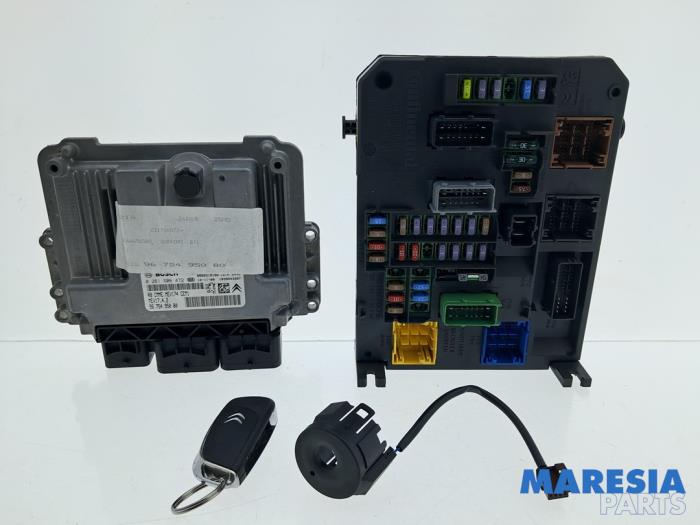 Used Engine management computer Citroen C4 Berline (NC) 1.6 16V VTi Price € 325,00 Margin scheme offered by Maresia Parts