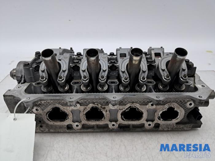 Begagnade Topplock Renault Twingo II (CN) 1.2 16V Pris € 139,00 Marginaltabell erbjuds av Maresia Parts