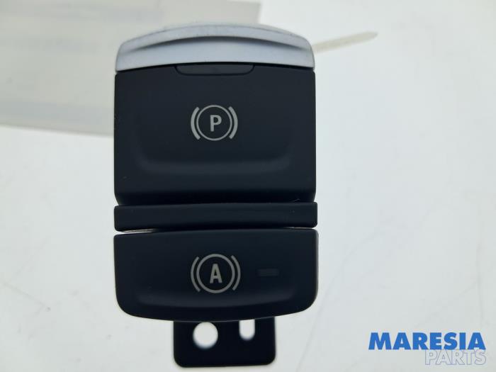 Gebrauchte Handbremse Schalter Renault Captur II (RJB) 1.3 Mild Hybrid 160 16V Preis € 24,99 Margenregelung angeboten von Maresia Parts