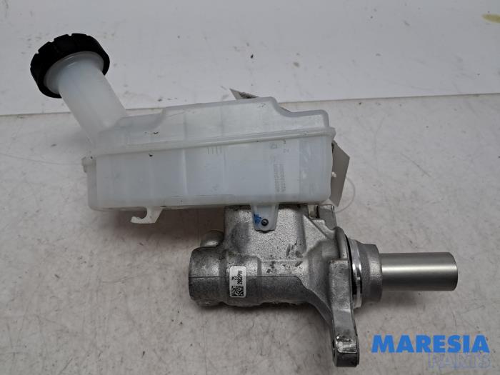 Gebrauchte Hauptbremszylinder Renault Captur II (RJB) 1.3 Mild Hybrid 160 16V Preis € 47,50 Margenregelung angeboten von Maresia Parts