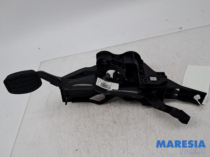 Używane Pedal hamulca Citroen Berlingo 1.5 BlueHDi 100 Cena € 48,39 Z VAT oferowane przez Maresia Parts