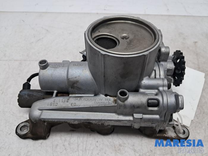 Używane Pompa oleju Peugeot 5008 I (0A/0E) 1.6 THP 16V Cena € 150,00 Procedura marży oferowane przez Maresia Parts