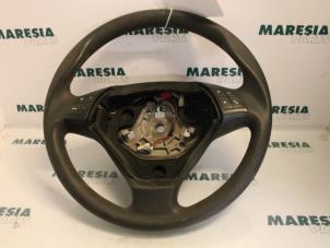 Używane Kierownica Fiat Fiorino (225) 1.3 JTD 16V Multijet Cena € 60,50 Z VAT oferowane przez Maresia Parts