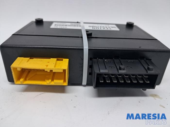 Used Convertible computer Peugeot 206 CC (2D) 1.6 16V Price € 90,00 Margin scheme offered by Maresia Parts