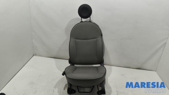 Używane Fotel lewy Fiat 500 (312) 1.2 Cena € 129,99 Procedura marży oferowane przez Maresia Parts