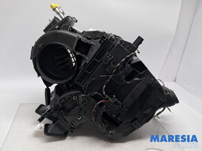 Begagnade Värmarhus Alfa Romeo Giulietta (940) 1.4 TB 16V MultiAir Pris € 350,00 Marginaltabell erbjuds av Maresia Parts