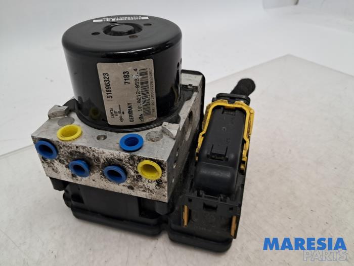 Used ABS pump Alfa Romeo Giulietta (940) 1.4 TB 16V MultiAir Price € 149,95 Margin scheme offered by Maresia Parts