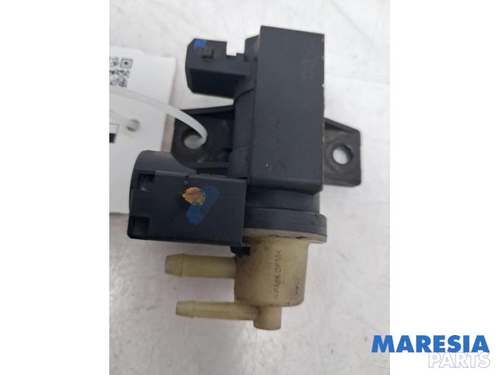 Usagé Régulateur pression turbo Renault Trafic (1FL/2FL/3FL/4FL) 1.6 dCi 95 Prix € 23,60 Prix TTC proposé par Maresia Parts