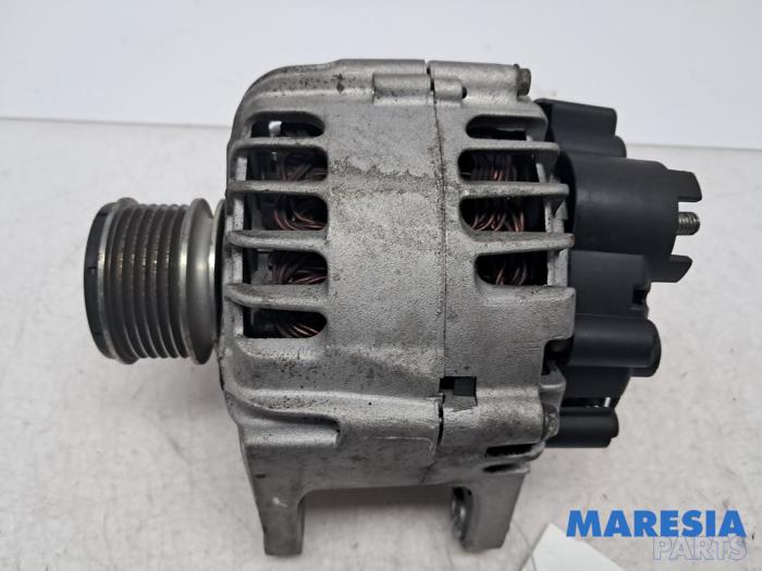 Begagnade Dynamo Renault Kangoo Express (FW) 1.5 dCi 110 Pris € 84,70 Inklusive moms erbjuds av Maresia Parts