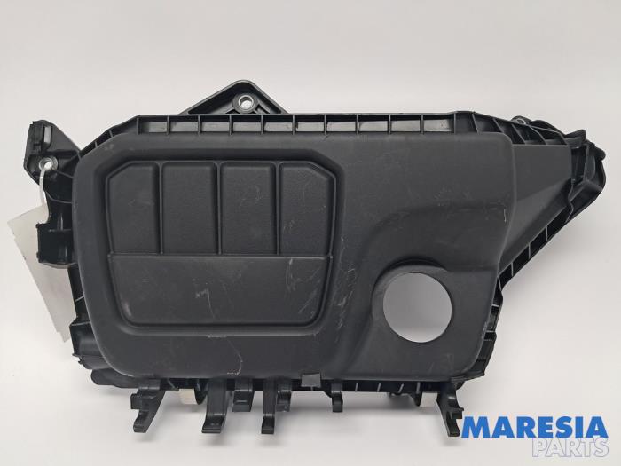 Gebrauchte Abdeckblech Motor Opel Vivaro 1.6 CDTI 95 Euro 6 Preis € 48,40 Mit Mehrwertsteuer angeboten von Maresia Parts