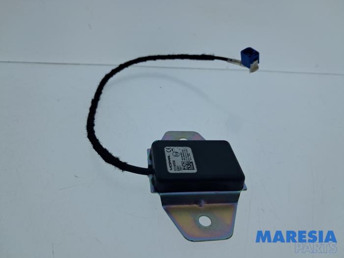 Begagnade Antennförstärkare Fiat 500e (332) 42 kWh 3+1 Pris € 39,95 Marginaltabell erbjuds av Maresia Parts