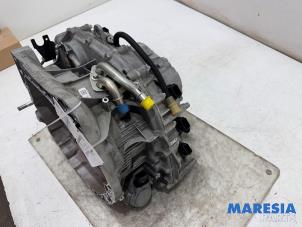 Getriebe van een Renault Megane IV (RFBB) 1.6 GT Energy TCe 205 EDC 2017
