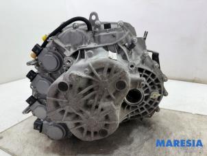 Getriebe van een Renault Megane IV (RFBB) 1.6 GT Energy TCe 205 EDC 2017