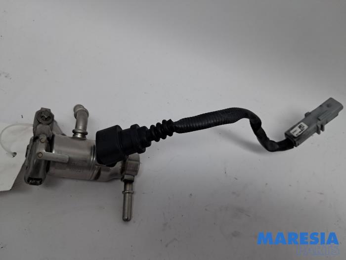 Używane Wtryskiwacz AdBlue Fiat Talento 2.0 EcoJet BiTurbo 145 Cena € 169,40 Z VAT oferowane przez Maresia Parts