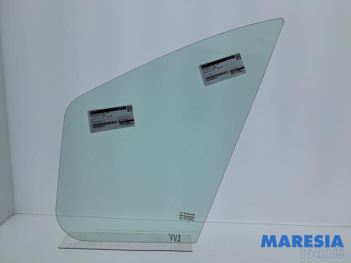 Usados Ventanilla triangular izquierda delante Fiat Talento 2.0 EcoJet BiTurbo 145 Precio € 60,50 IVA incluido ofrecido por Maresia Parts