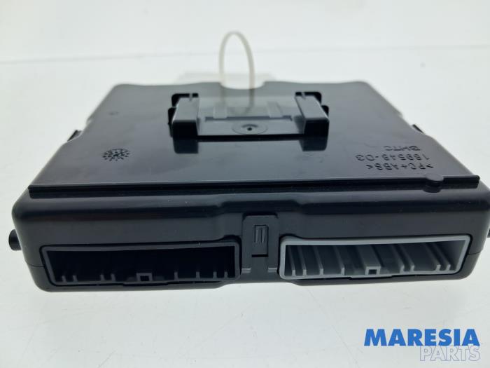 Używane Modul climatronic Renault Megane IV (RFBB) 1.6 GT Energy TCe 205 EDC Cena € 75,00 Procedura marży oferowane przez Maresia Parts