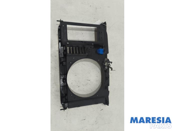 Używane Panel przedni Peugeot RCZ (4J) 1.6 16V THP Cena € 35,00 Procedura marży oferowane przez Maresia Parts