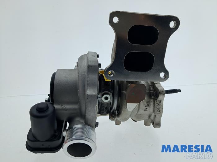 Neuf Turbo Alfa Romeo Stelvio (949) 2.0 T 16V Q4 Prix € 604,99 Prix TTC proposé par Maresia Parts