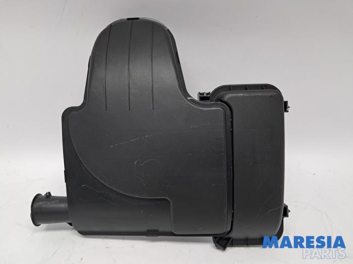 Begagnade Luftfilterhus Peugeot 107 1.0 12V Pris € 19,99 Marginaltabell erbjuds av Maresia Parts