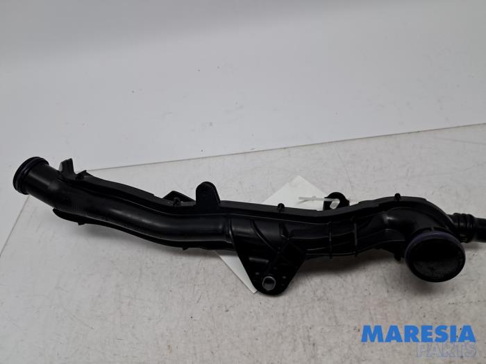 Begagnade Vattenrör Citroen C4 Grand Picasso (3A) 1.2 12V PureTech 130 Pris € 19,00 Marginaltabell erbjuds av Maresia Parts