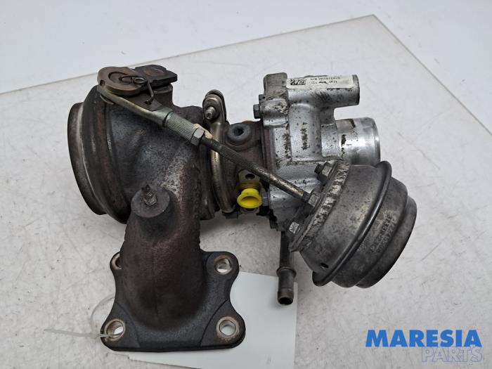 Używane Turbo Citroen C4 Grand Picasso (3A) 1.2 12V PureTech 130 Cena € 249,99 Procedura marży oferowane przez Maresia Parts