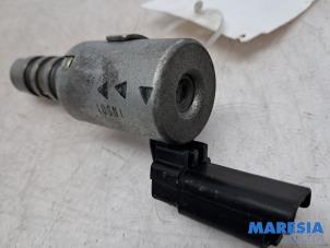 Nockenwelle Sensor van een Citroën C5 III Berline (RD) 2.0 16V 2008