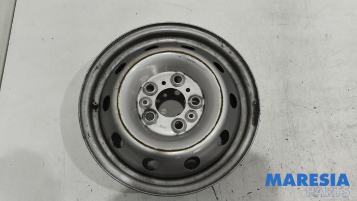 Gebrauchte Felge Opel Movano 2.2 D 140 Preis € 42,35 Mit Mehrwertsteuer angeboten von Maresia Parts