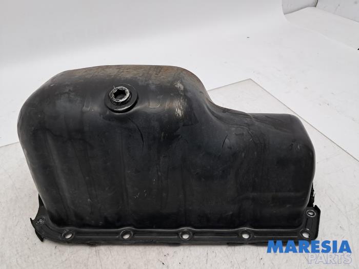Usagé Couvercle carter Fiat 500 (312) 1.2 Prix € 25,00 Règlement à la marge proposé par Maresia Parts
