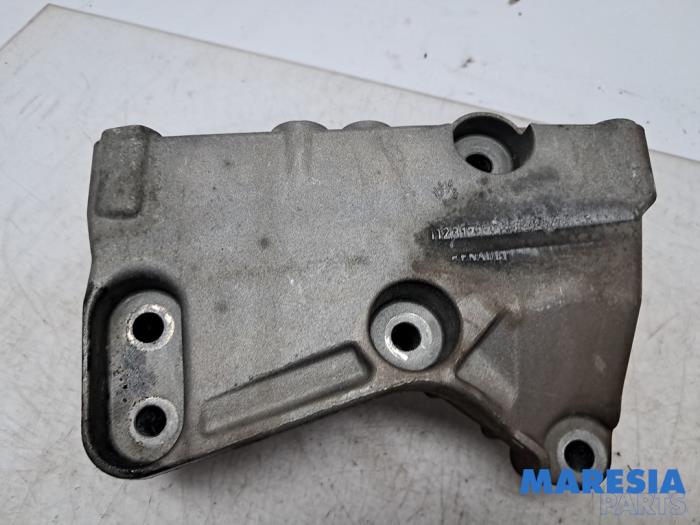 Used Engine mount Renault Kangoo Express (FW) 1.5 dCi 75 FAP Price € 36,24 Inclusive VAT offered by Maresia Parts