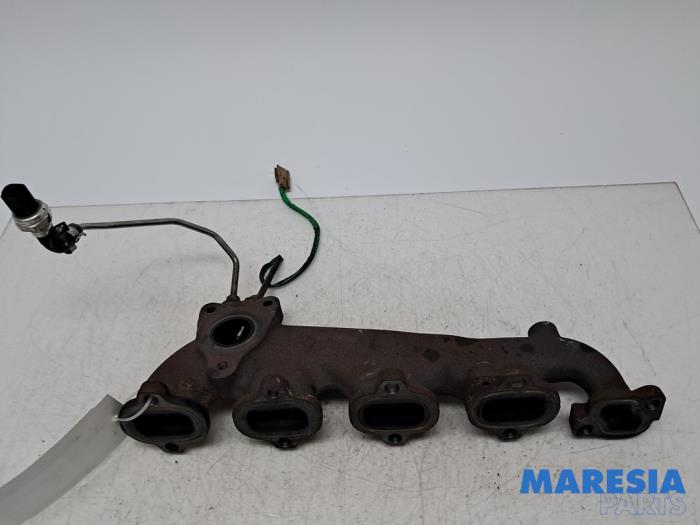 Gebrauchte Abgaskrümmer Renault Trafic (1FL/2FL/3FL/4FL) 1.6 dCi 95 Preis € 72,54 Mit Mehrwertsteuer angeboten von Maresia Parts