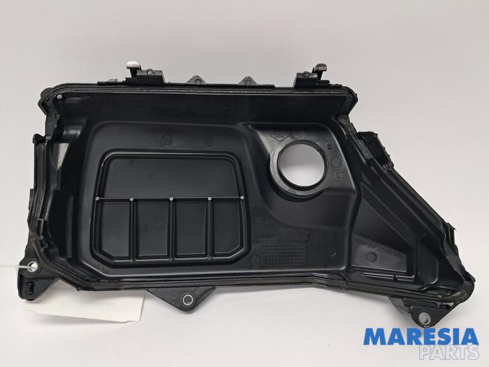 Gebrauchte Abdeckblech Motor Renault Trafic (1FL/2FL/3FL/4FL) 1.6 dCi 95 Preis € 35,70 Mit Mehrwertsteuer angeboten von Maresia Parts