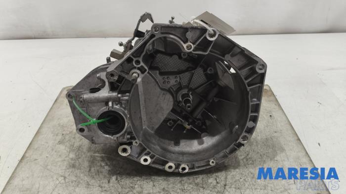 Getriebe van een Fiat Punto Evo (199) 1.4 16V MultiAir Start&Stop 2010