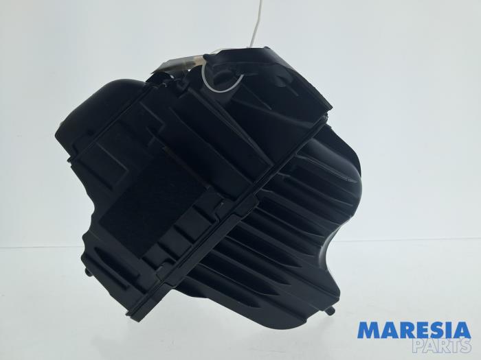 Gebrauchte Luftfiltergehäuse Renault Megane IV (RFBB) 1.6 GT Energy TCe 205 EDC Preis € 35,00 Margenregelung angeboten von Maresia Parts