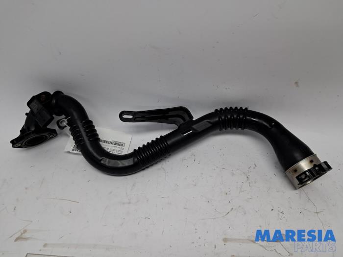 Gebrauchte Intercooler Rohr Renault Clio IV Estate/Grandtour (7R) 0.9 Energy TCE 90 12V Preis € 29,98 Margenregelung angeboten von Maresia Parts