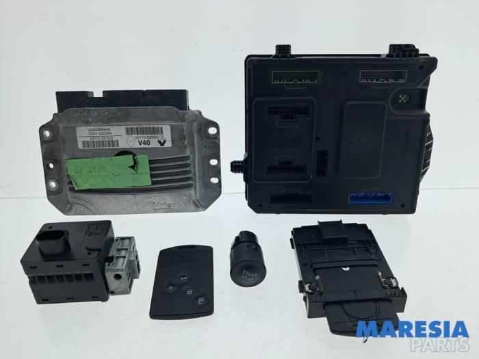 Used Engine management computer Renault Megane III CC (EZ) 1.4 16V TCe 130 Price € 250,00 Margin scheme offered by Maresia Parts