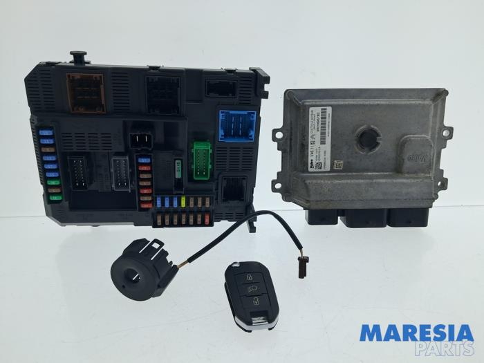 Used Engine management computer Peugeot 208 I (CA/CC/CK/CL) 1.0 Vti 12V PureTech Price € 249,00 Margin scheme offered by Maresia Parts
