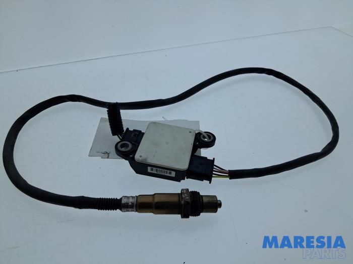 Usados Sensor Nox Opel Vivaro Combi 2.0 CDTI 180 Precio € 124,99 IVA incluido ofrecido por Maresia Parts